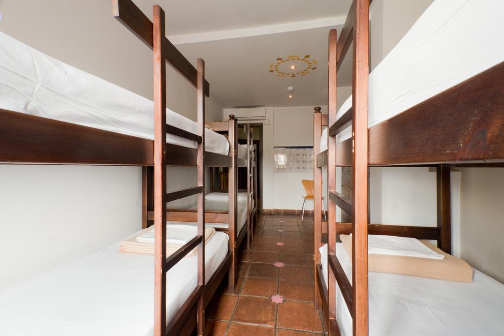 Bed in 6-Bed Mixed Dormitory Room,126072828:JPEG