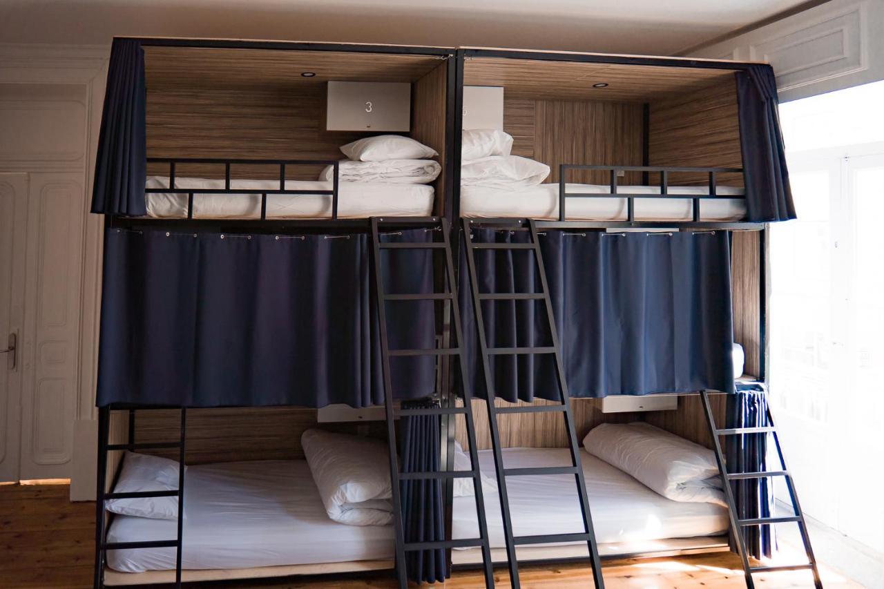 Cama em Beliche num Dormitório Misto