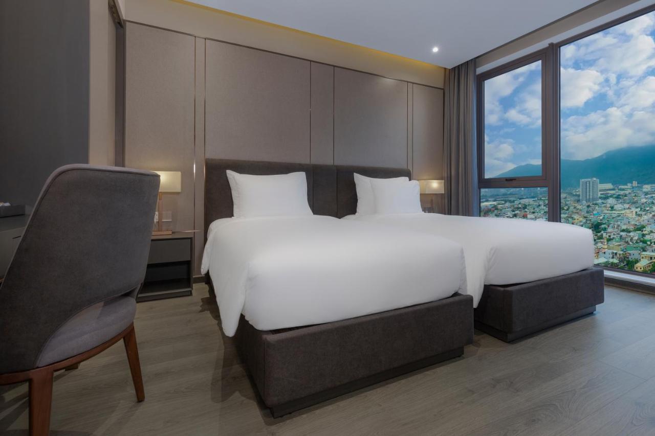 Two-Bedroom Apartment with Balcony,1268056321:JPEG