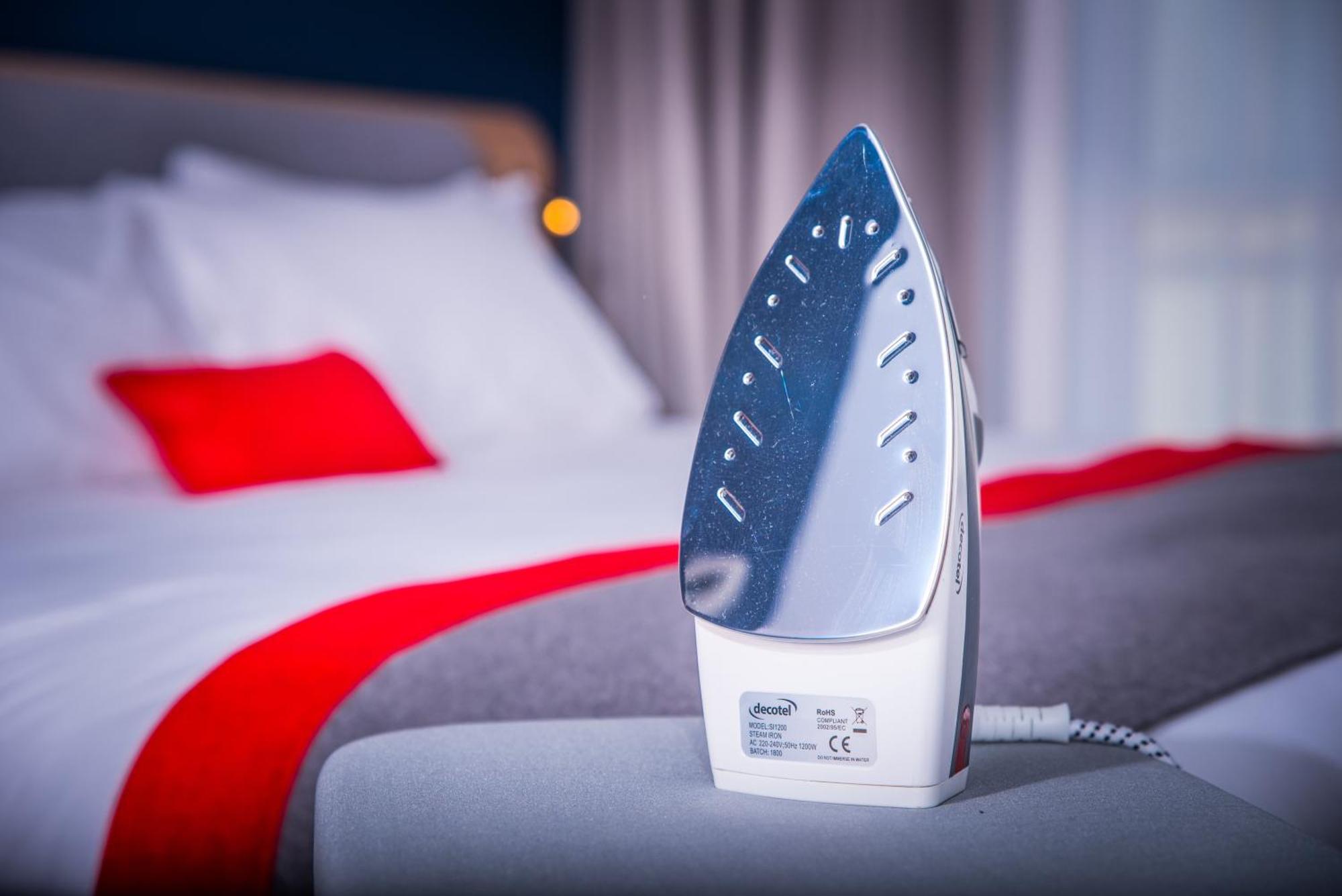 Standard Twin Room with Free Hot Breakfast,1274080291:JPEG