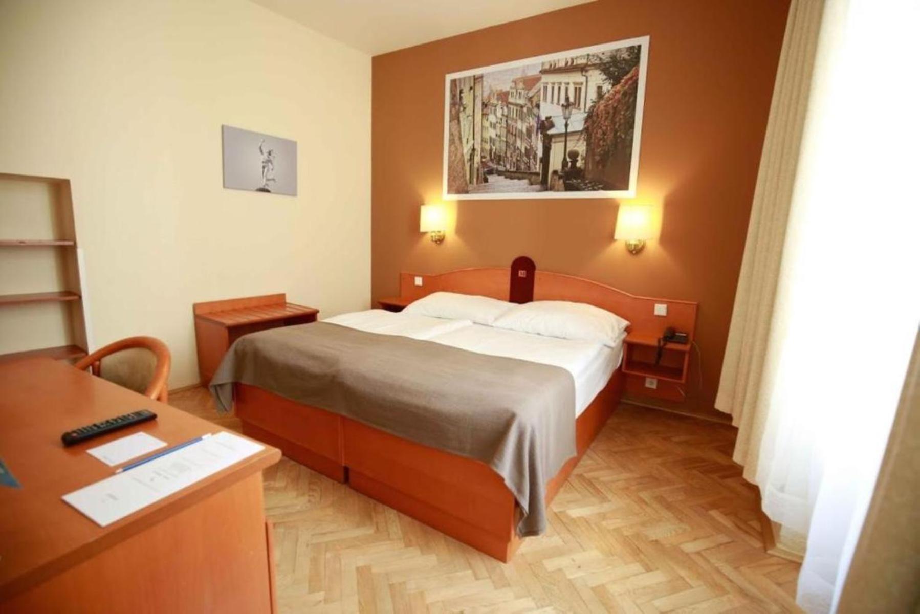 Economy Double Room,1589386934:JPEG