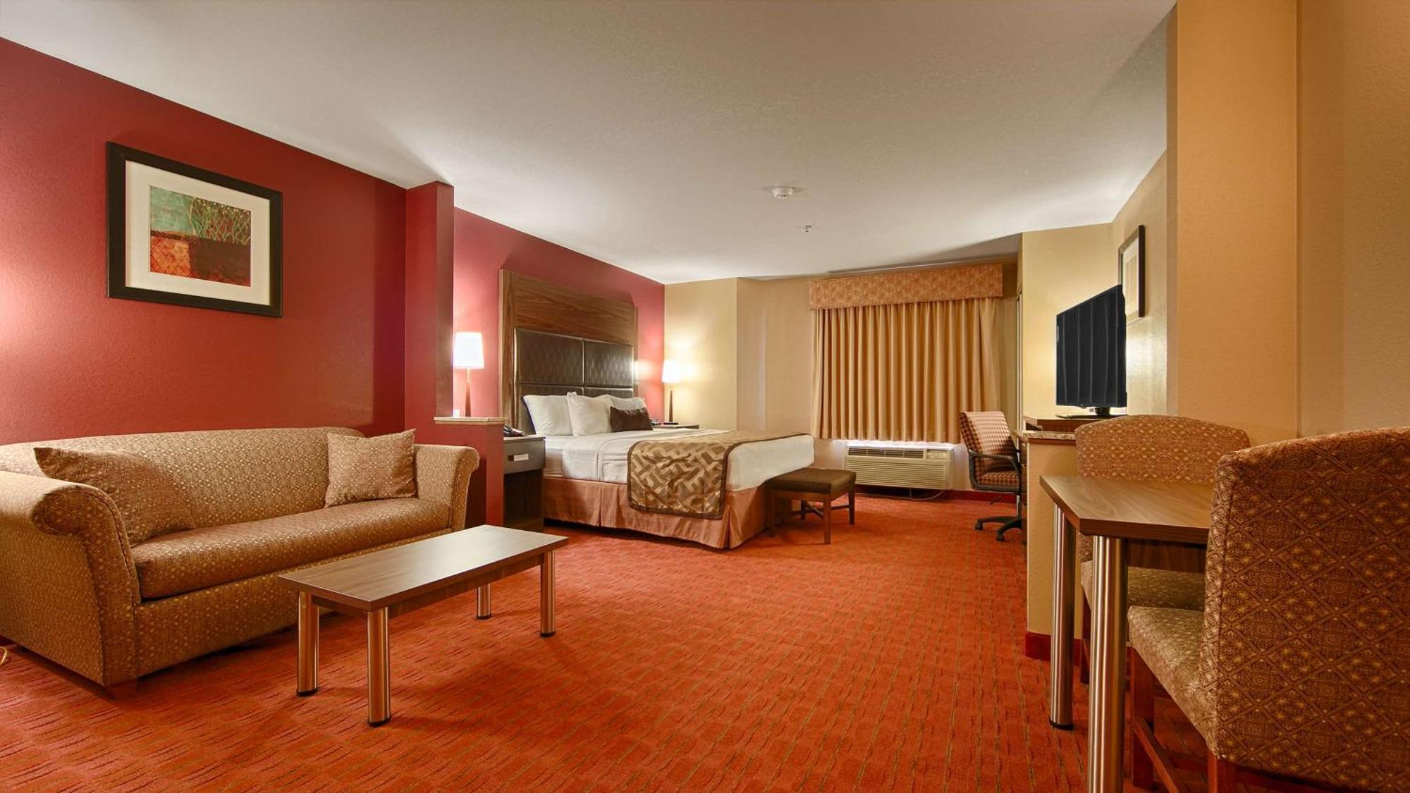 King Suite,1275913573:JPEG