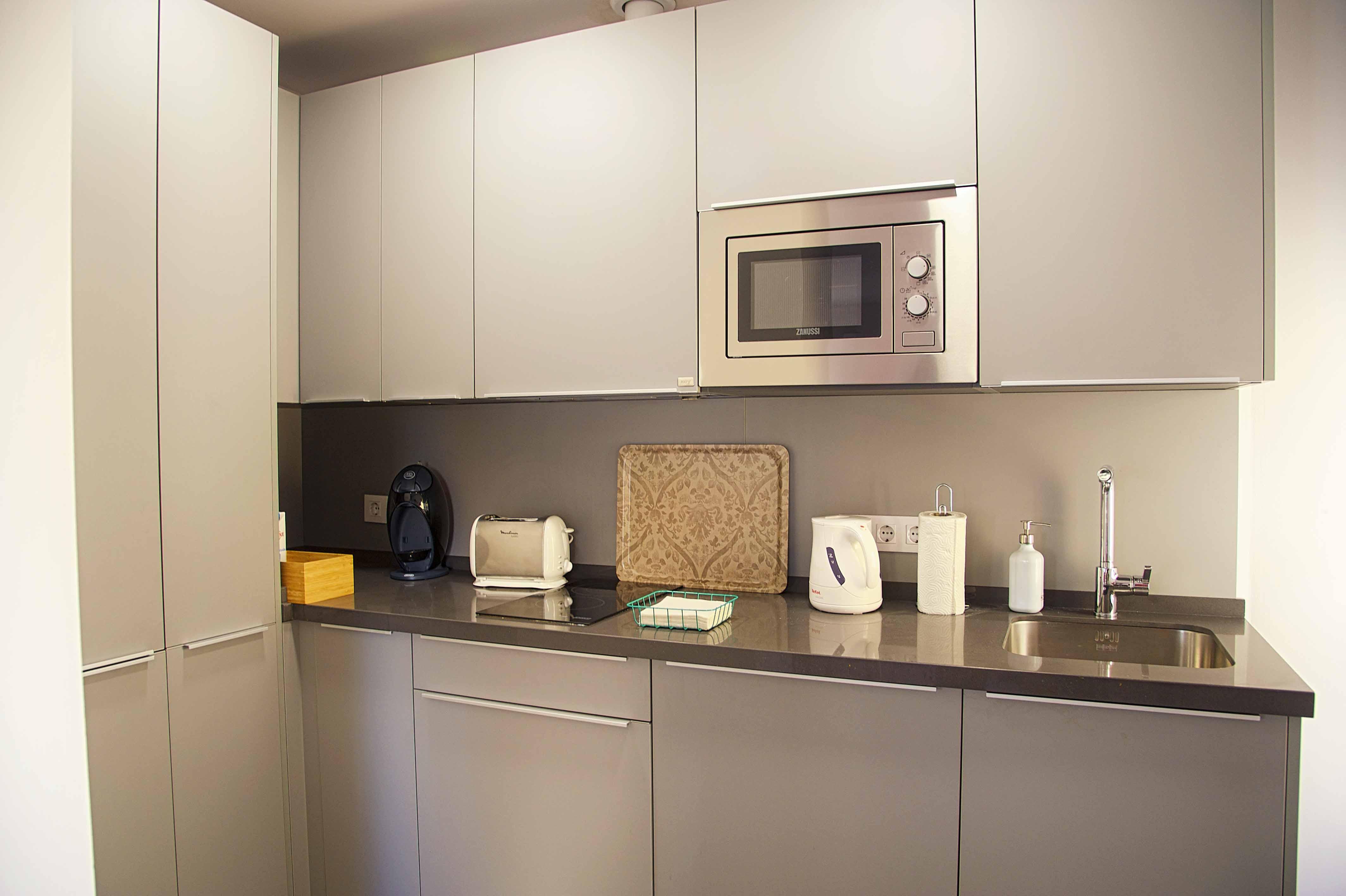 Superior Apartment,1280856787:JPEG