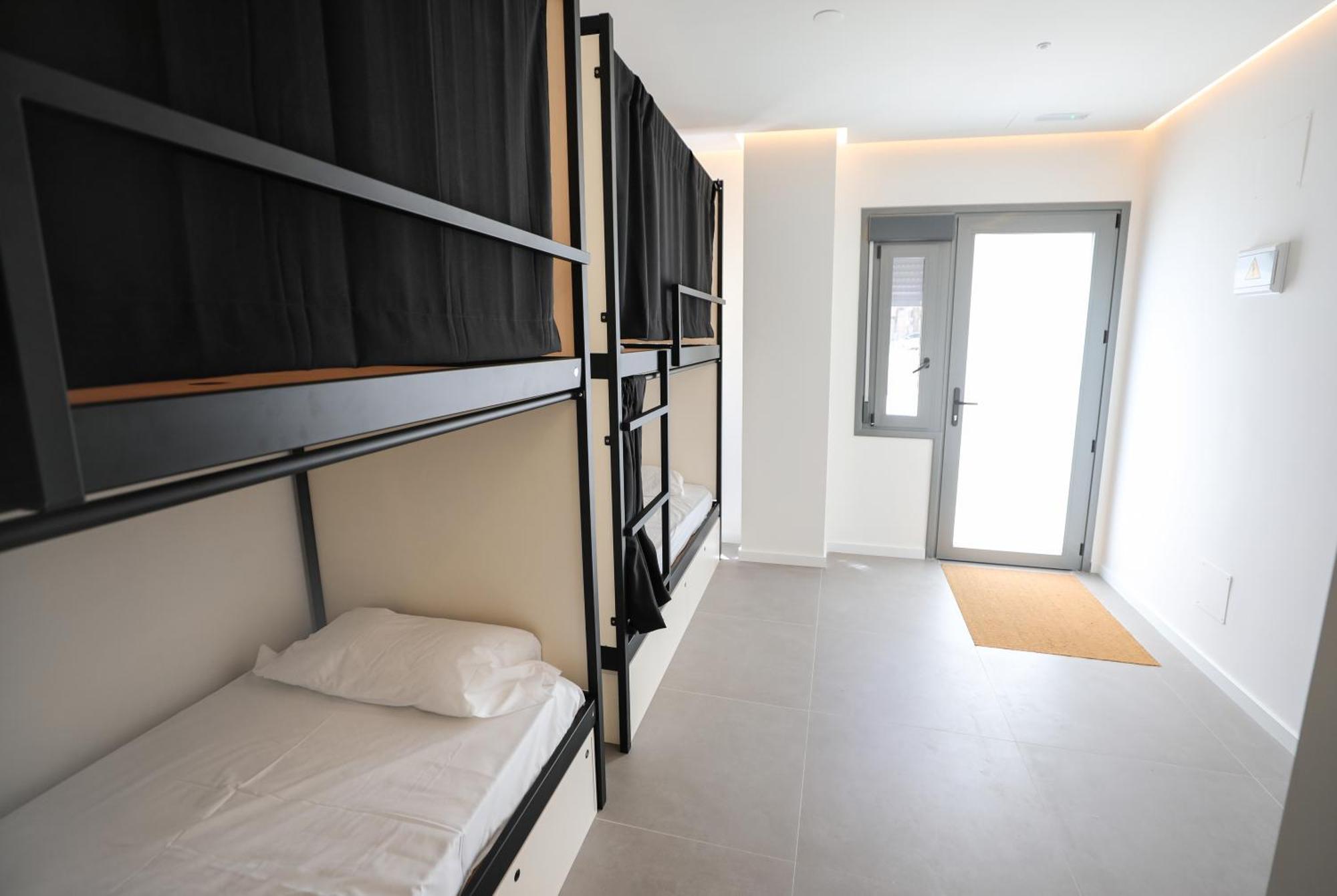 Cama em Beliche num Dormitório Misto