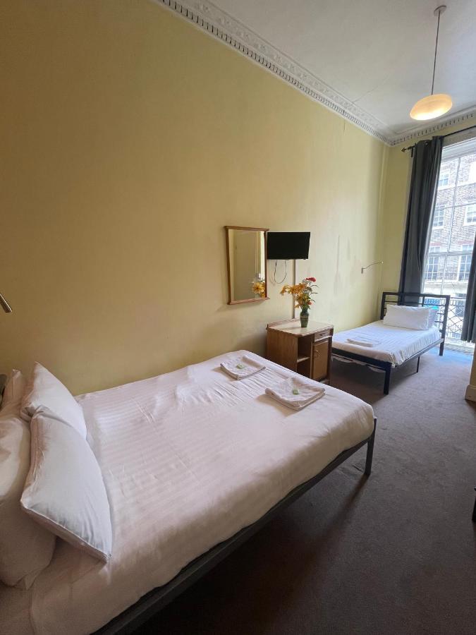 Dreibettzimmer Basic