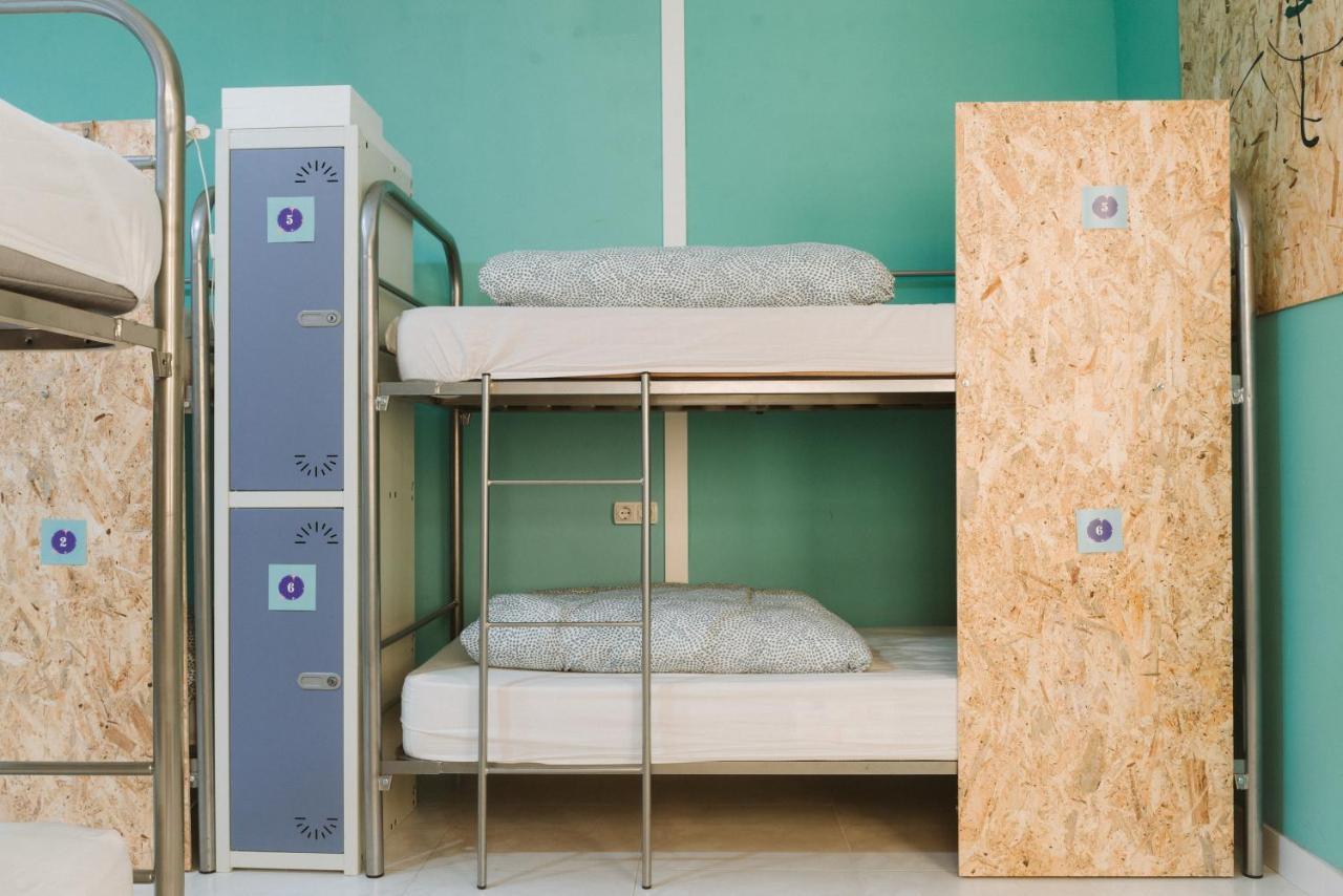 Bed in 4-Bed Female Dormitory Room,1298694598:JPEG
