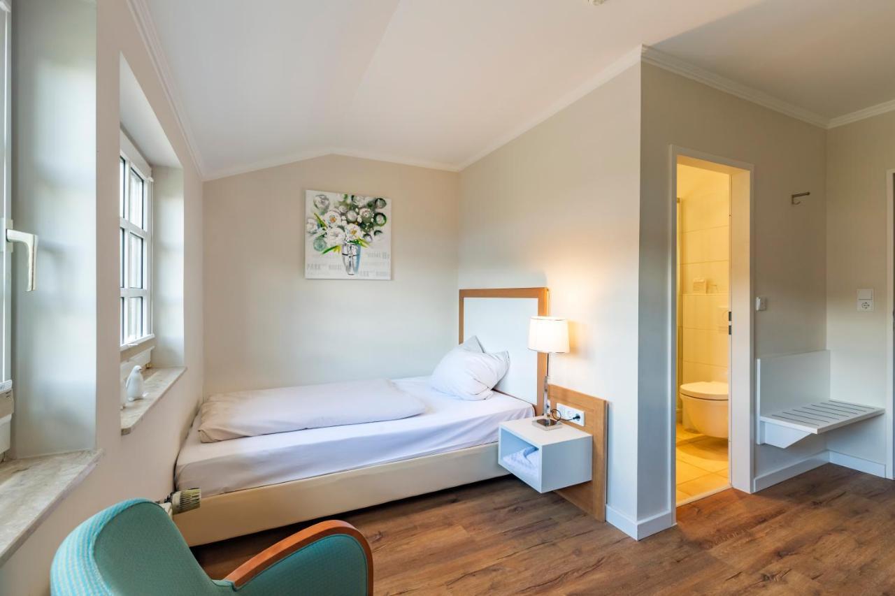 Economy Single Room