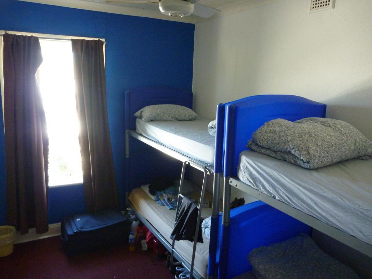 Single Bed 6-Bed Dormitory Room