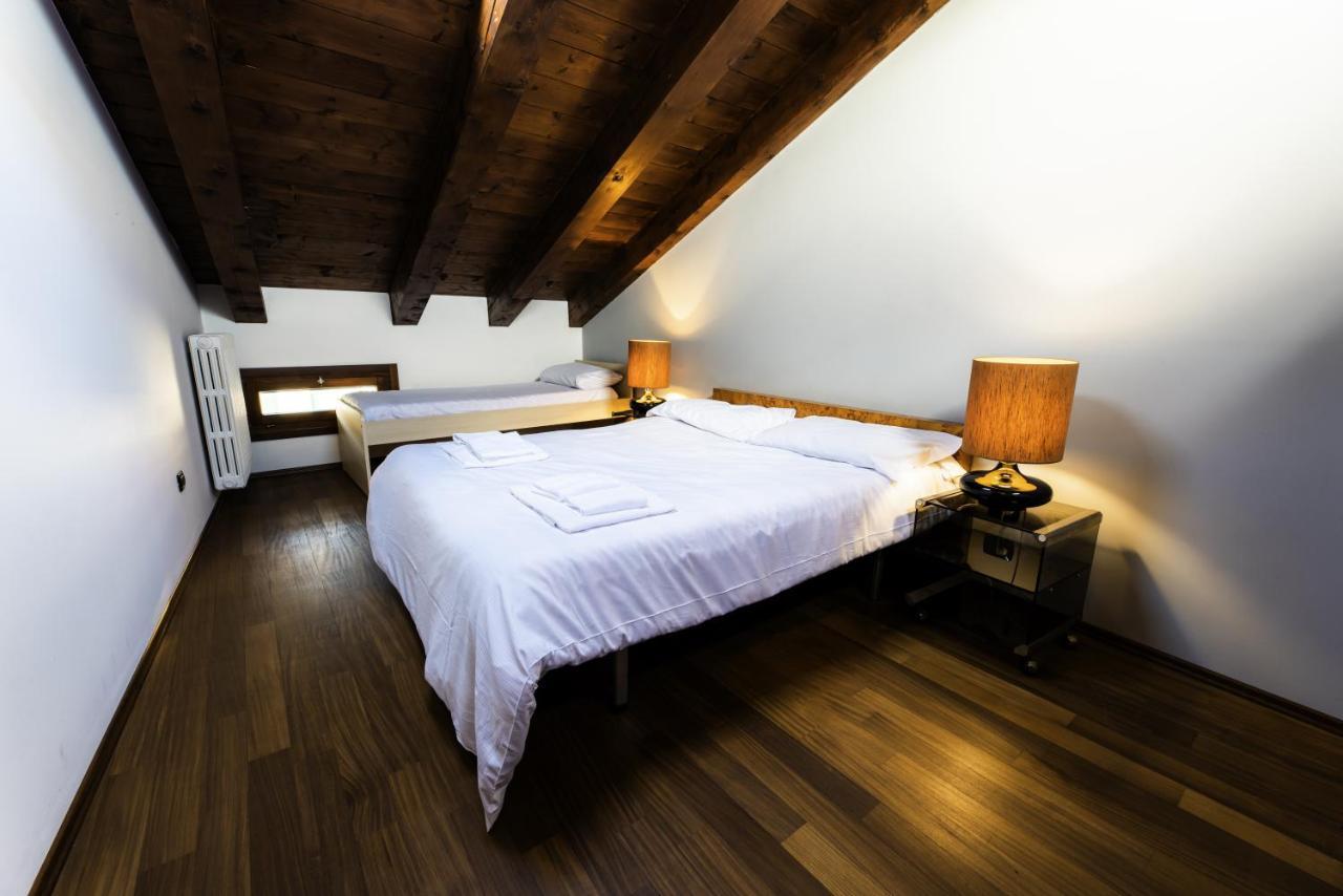 One-Bedroom Apartment,1313700838:JPEG