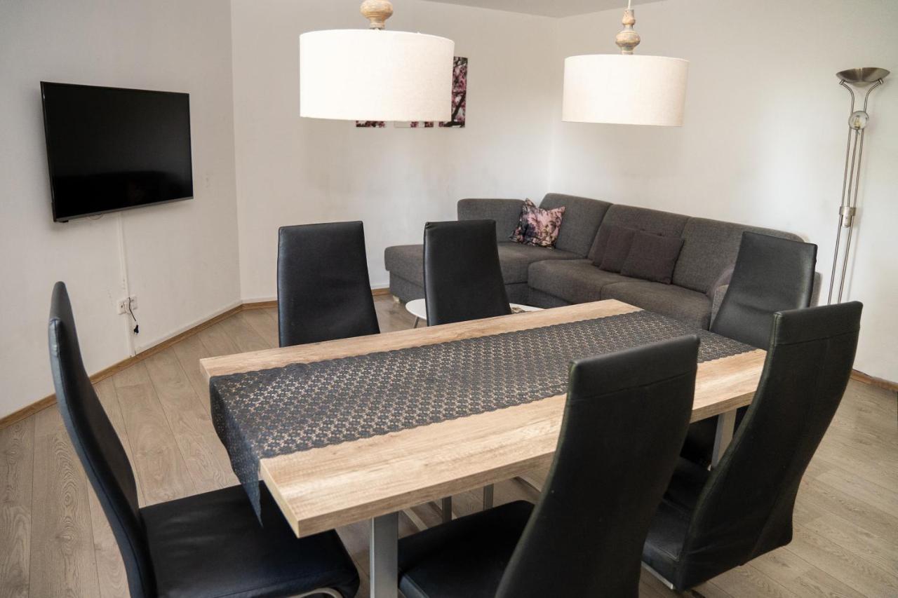 One-Bedroom Apartment,1322525797:JPEG