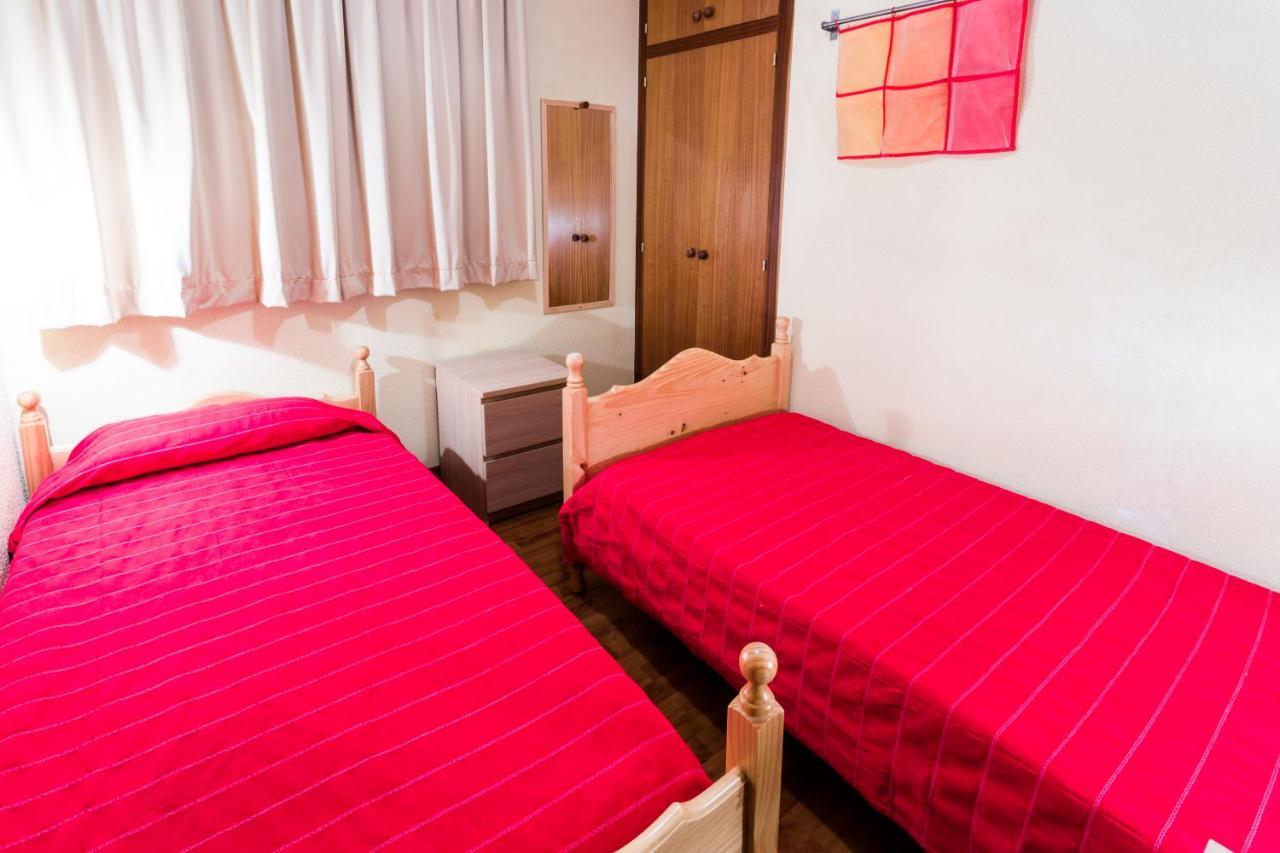 Two-Bedroom Apartment,1323930865:JPEG