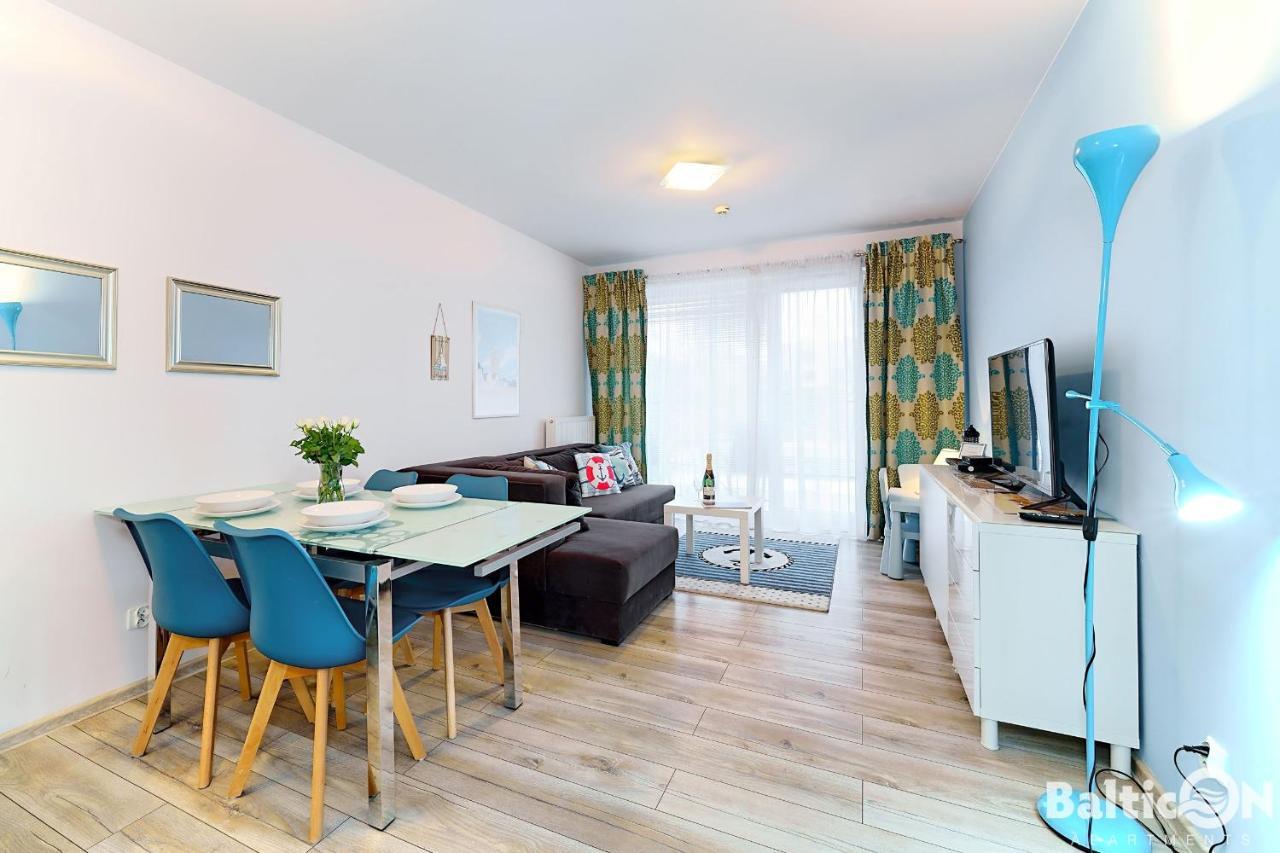 Apartment mit Balkon