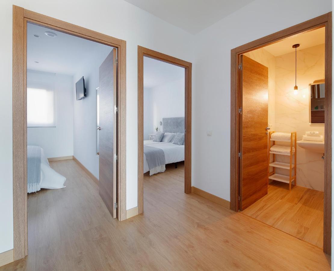 Two-Bedroom Apartment,1337893835:JPEG