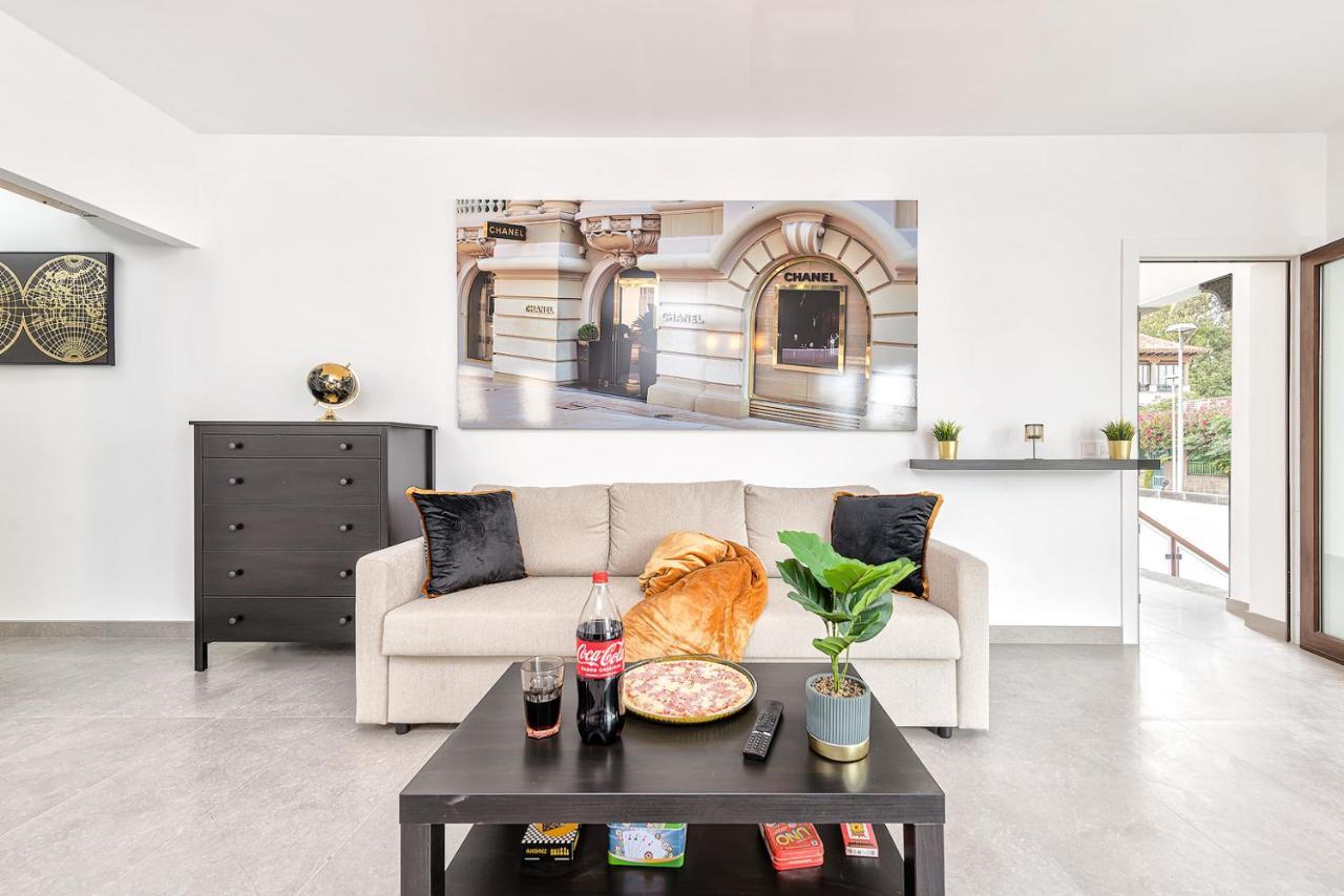 One-Bedroom Apartment,1348113980:JPEG