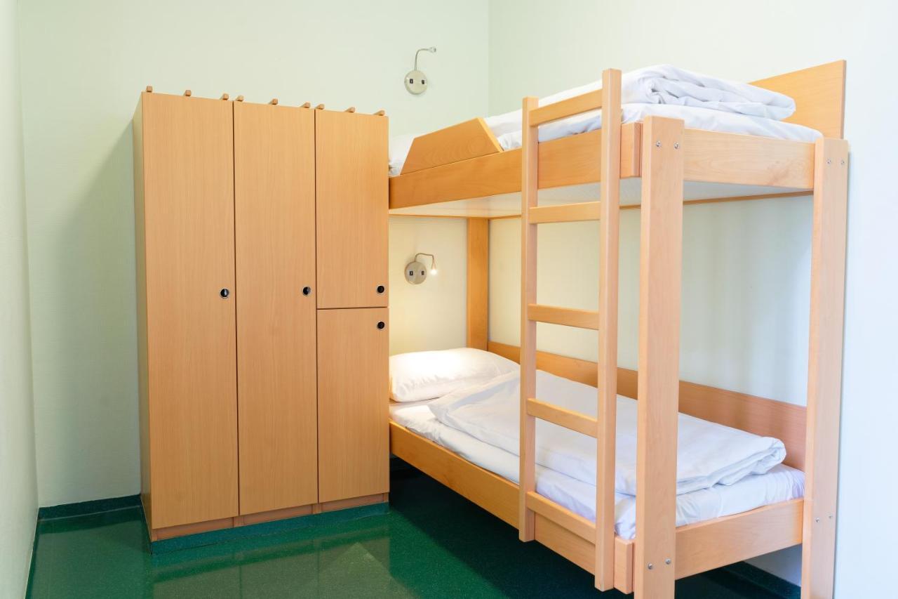 Twin Room Private Bathroom