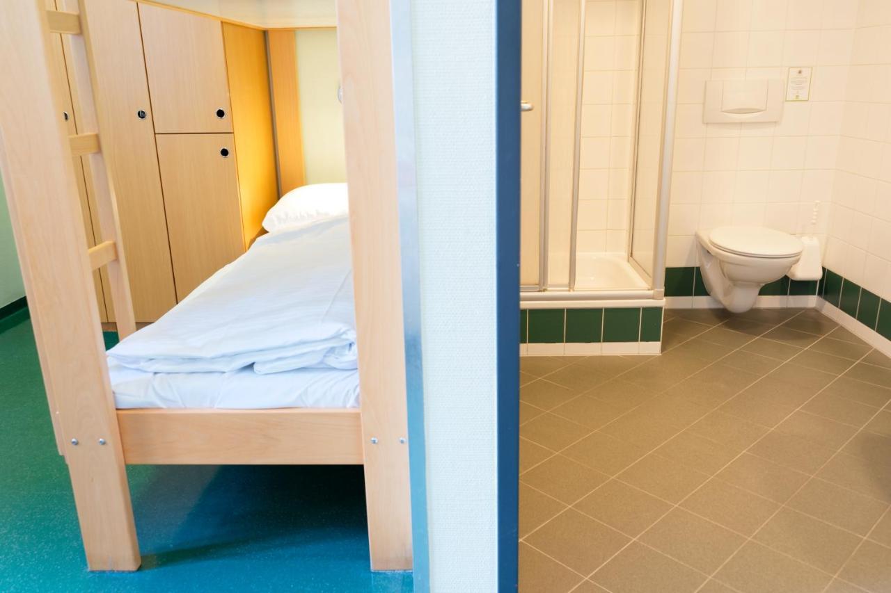 Twin Room Private Bathroom