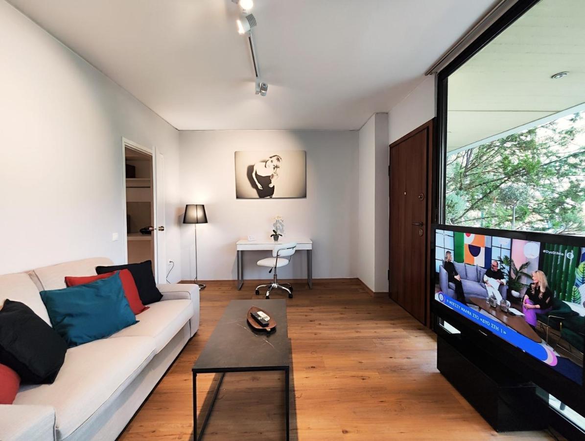 One-Bedroom Apartment with Balcony (A2)