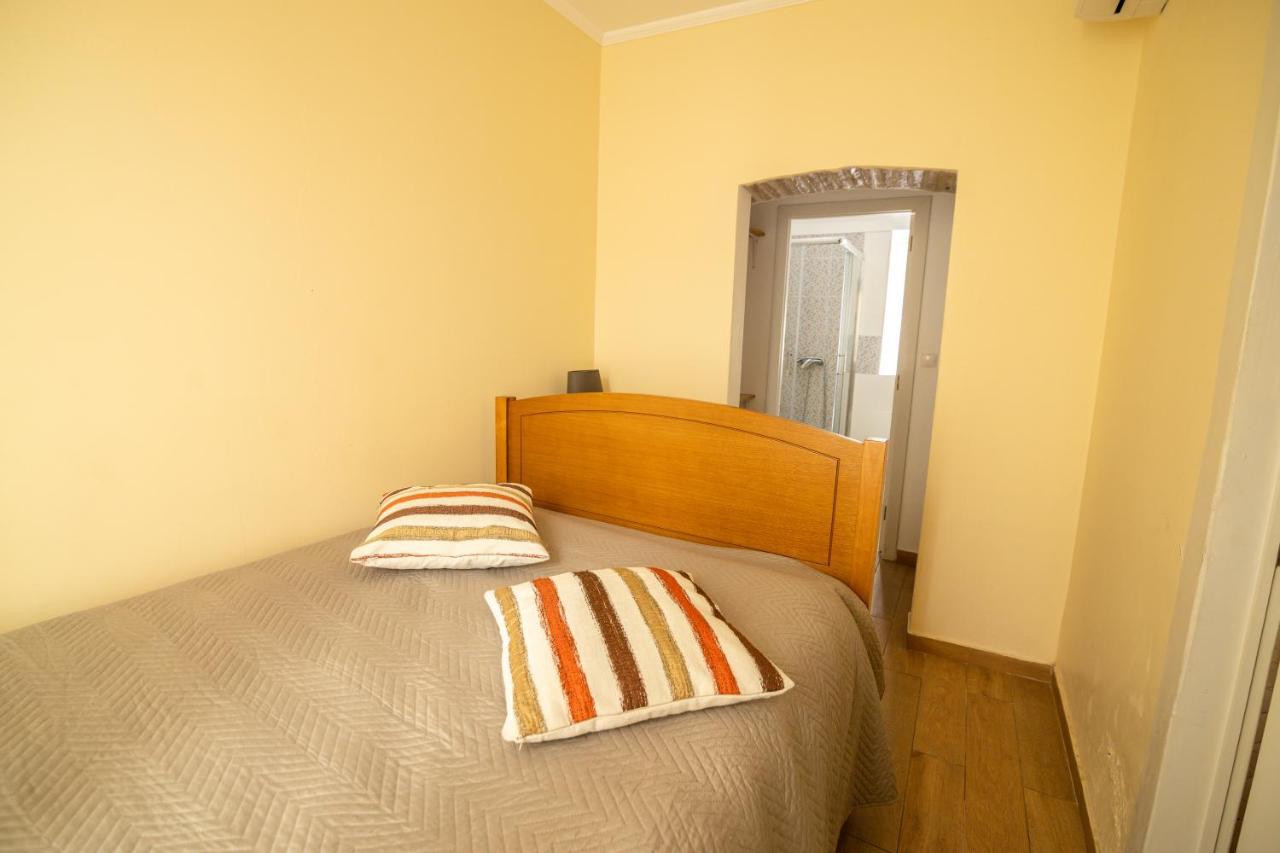 Double Room with Private Bathroom,1361911322:JPEG