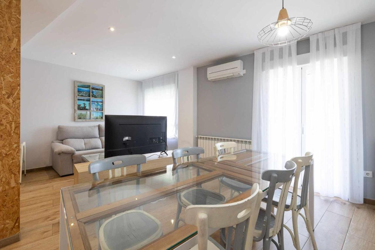 Two-Bedroom Apartment,1373482196:JPEG