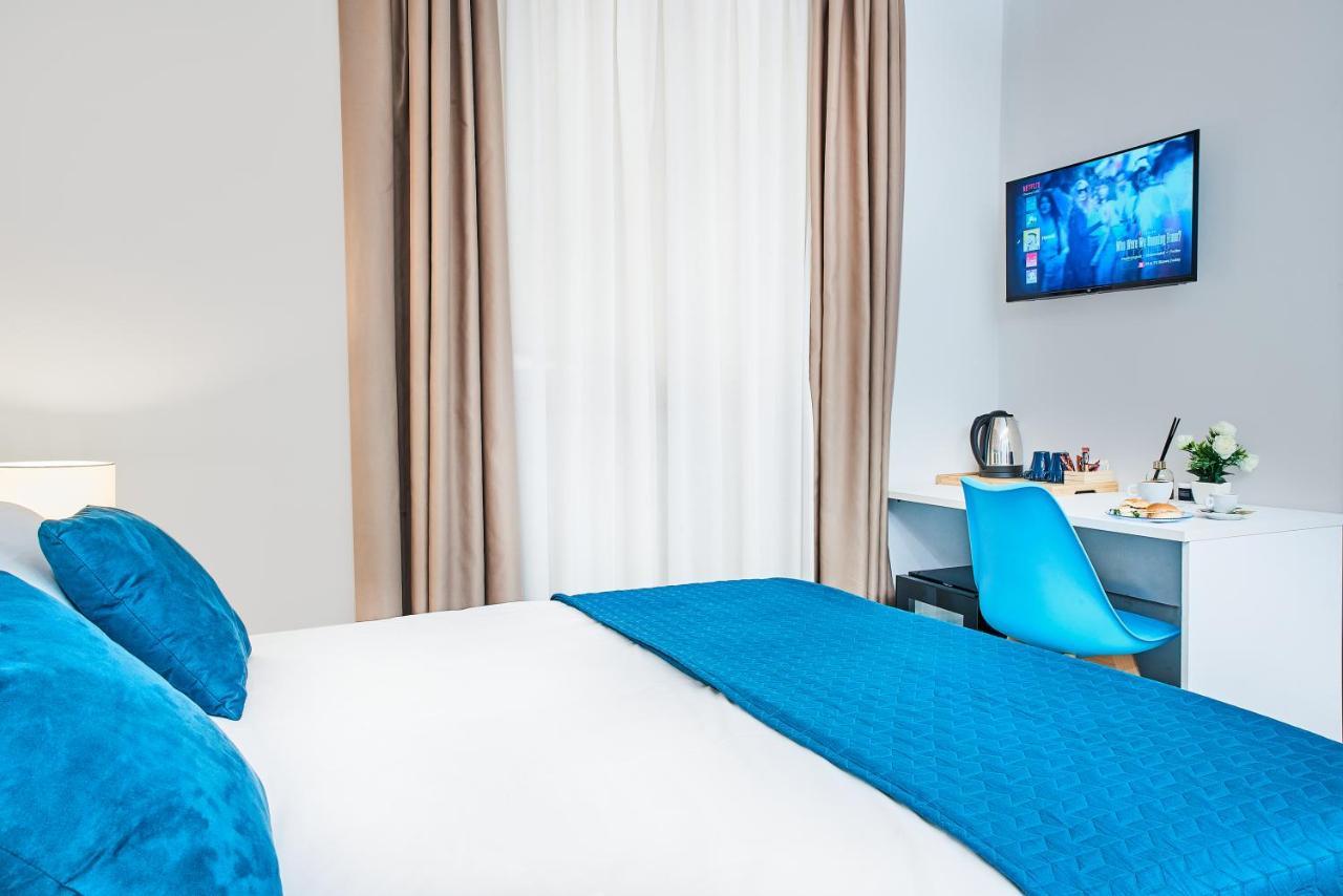 Double Room with Private Bathroom,1379781164:JPEG