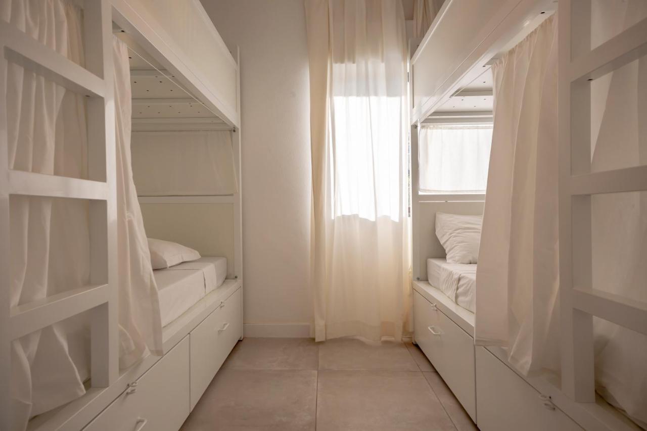 Bed in 4-Bed Female Dormitory Room,1380900806:JPEG