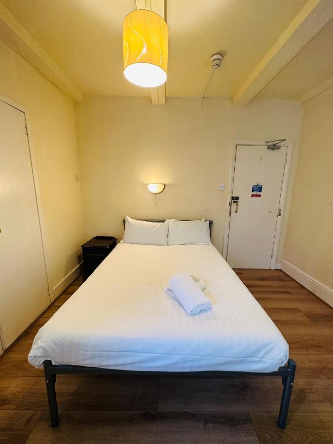 Doppelzimmer mit Bad