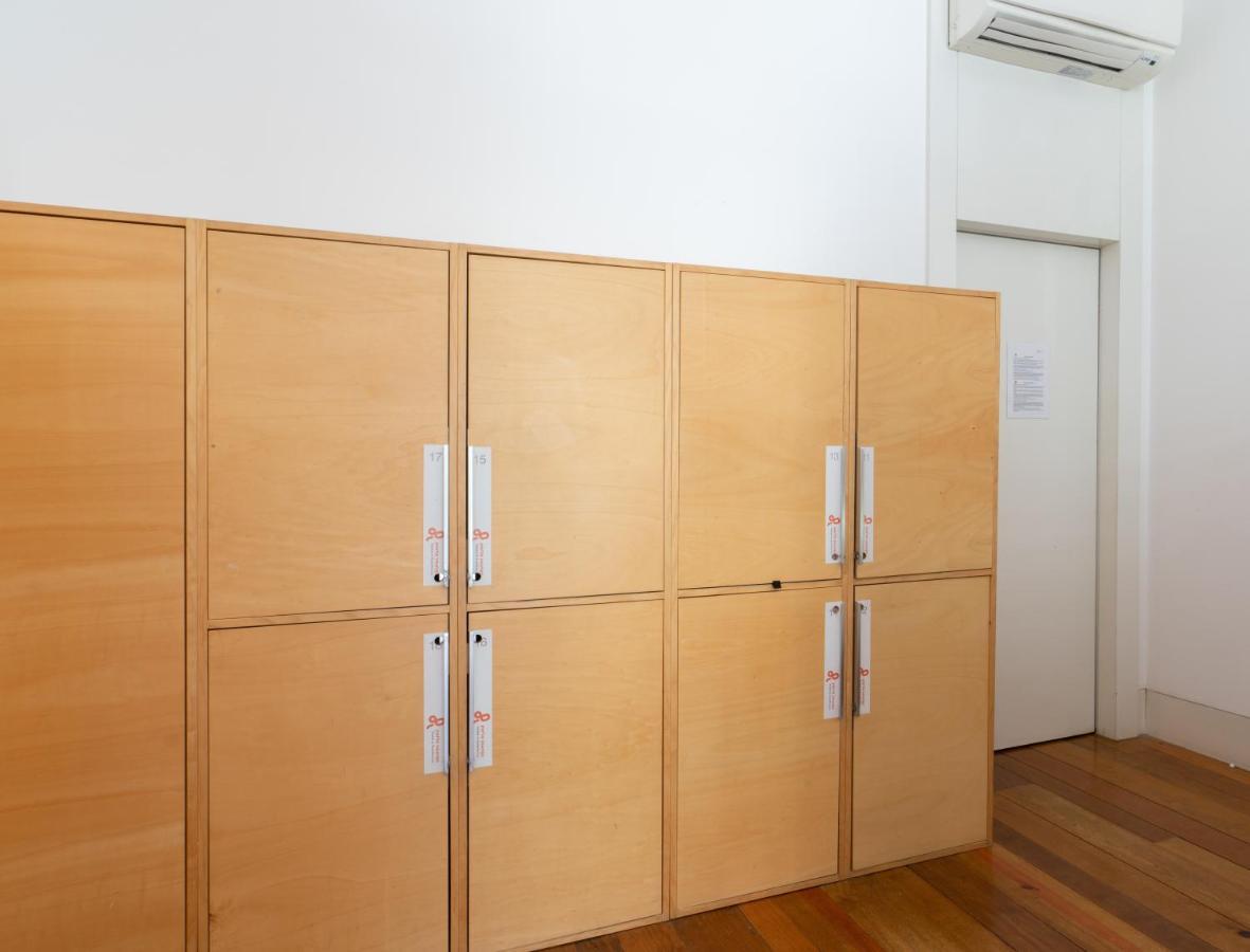 Bed in Mixed 8-Bed Dormitory Room,1403457011:JPEG