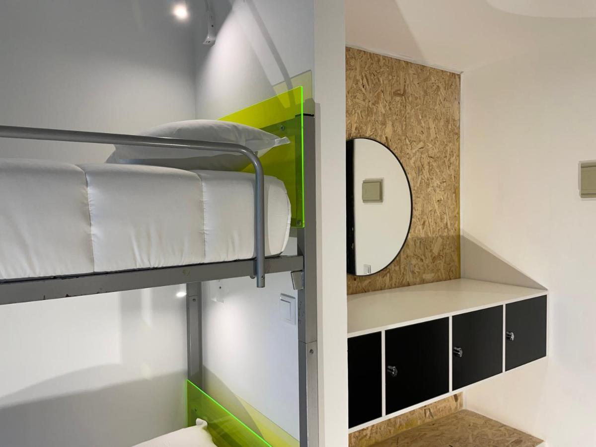 Bed in 4-Bed Female Dormitory Room,1417448466:JPEG