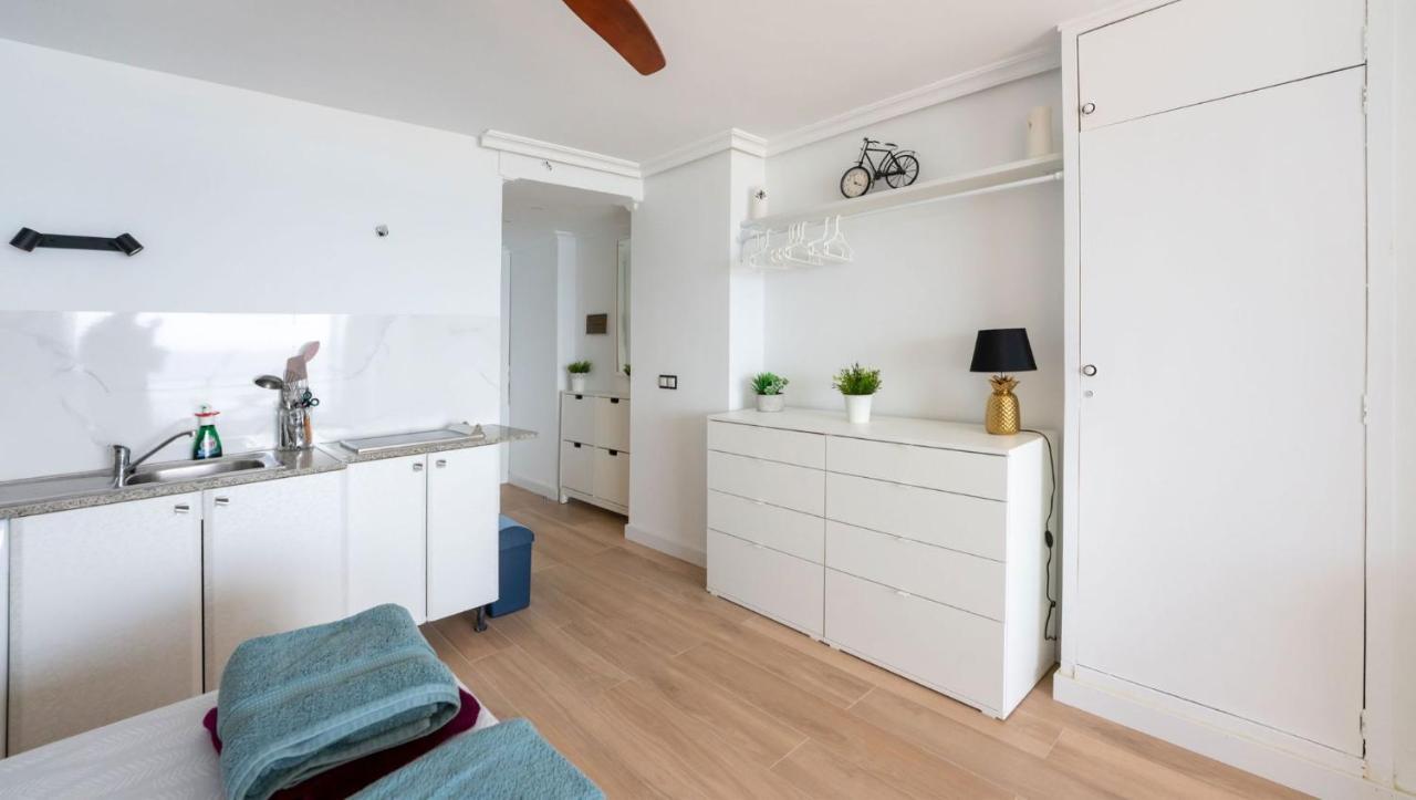 Studio Apartment Sea View
