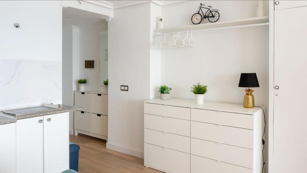 Studio Apartment Sea View