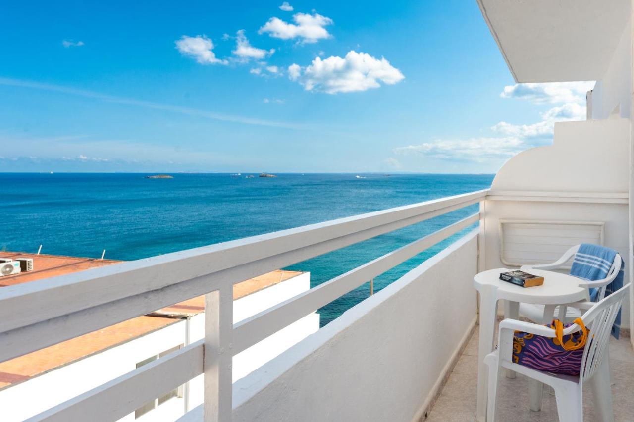 Apartamento de 1 dormitorio con vistas al mar