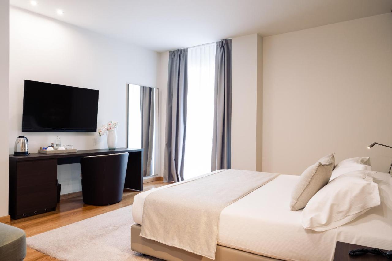 Junior Suite,1556290144:JPEG