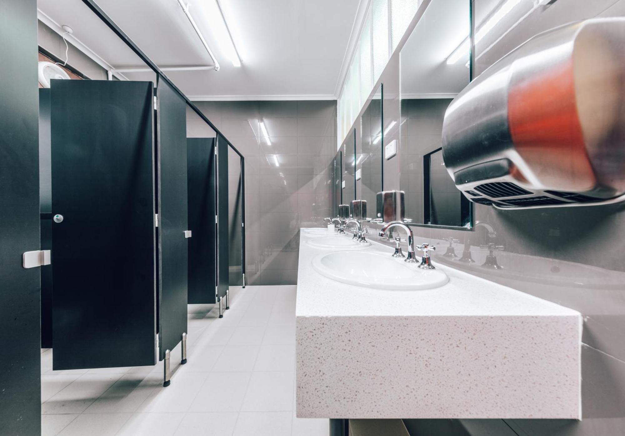 Single Room with Shared Bathroom,1435981231:JPEG