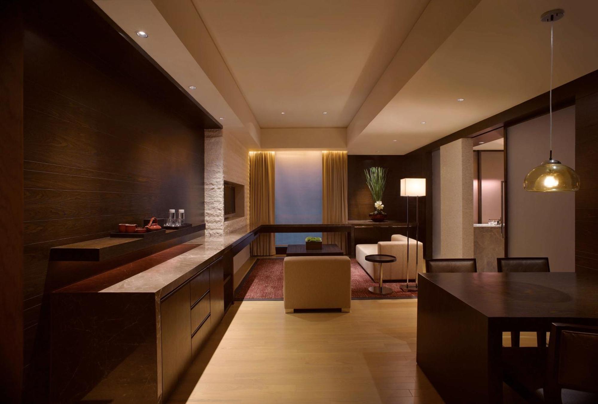 Grand Premium Suite