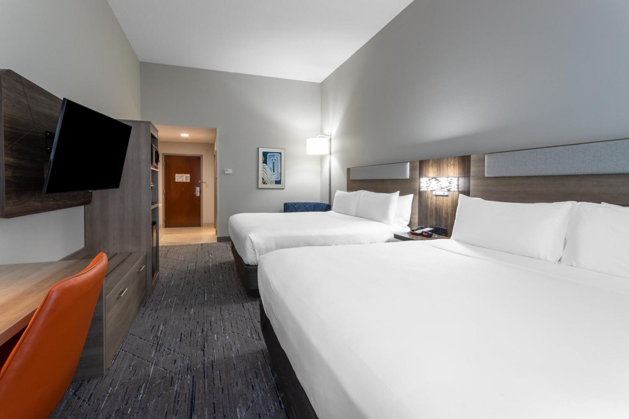 Deluxe Room with Two King Beds - Non-Smoking