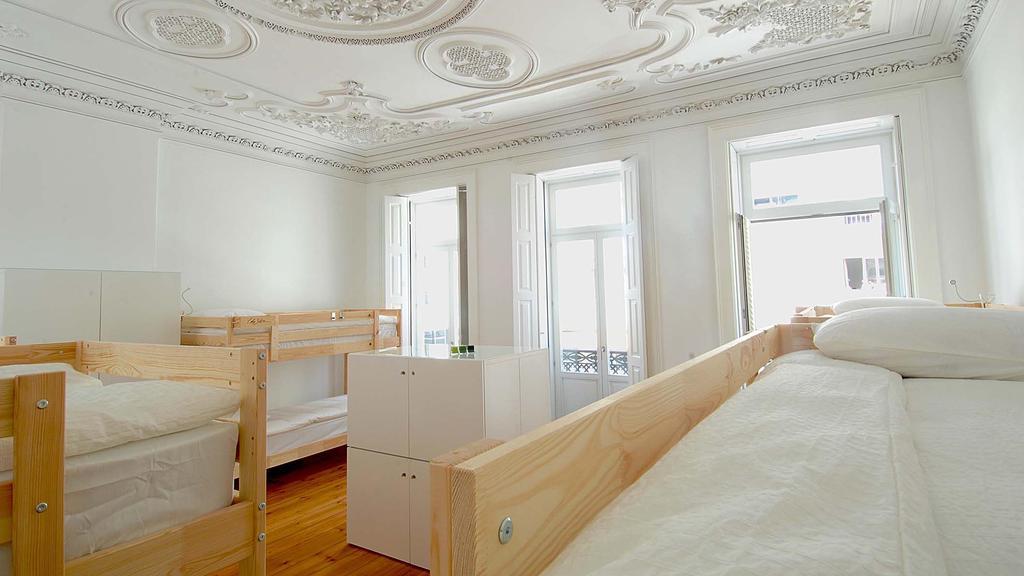 Quarto Familiar com Casa de Banho Partilhada