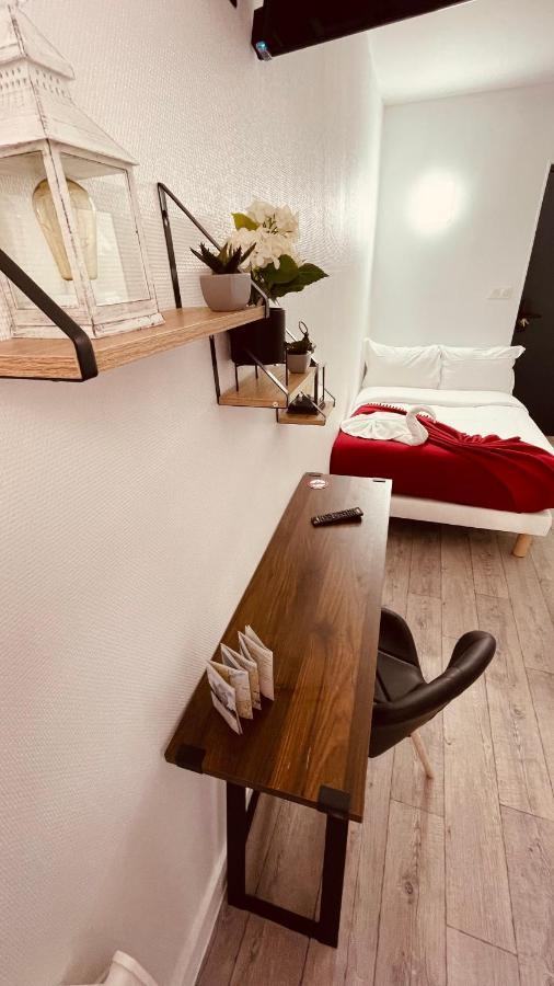 Double Room,1476470719:JPEG