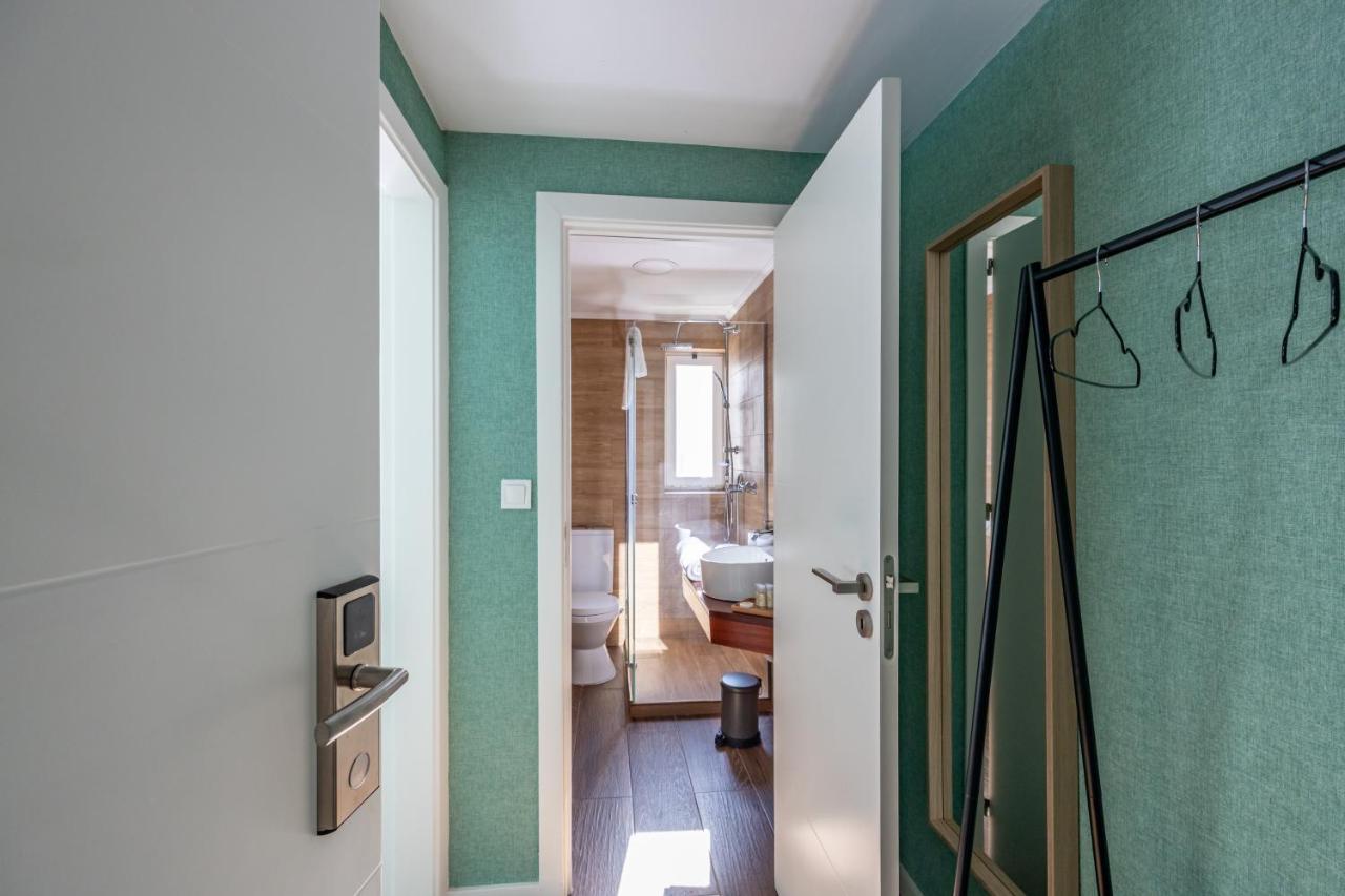 Double Room Private Bathroom