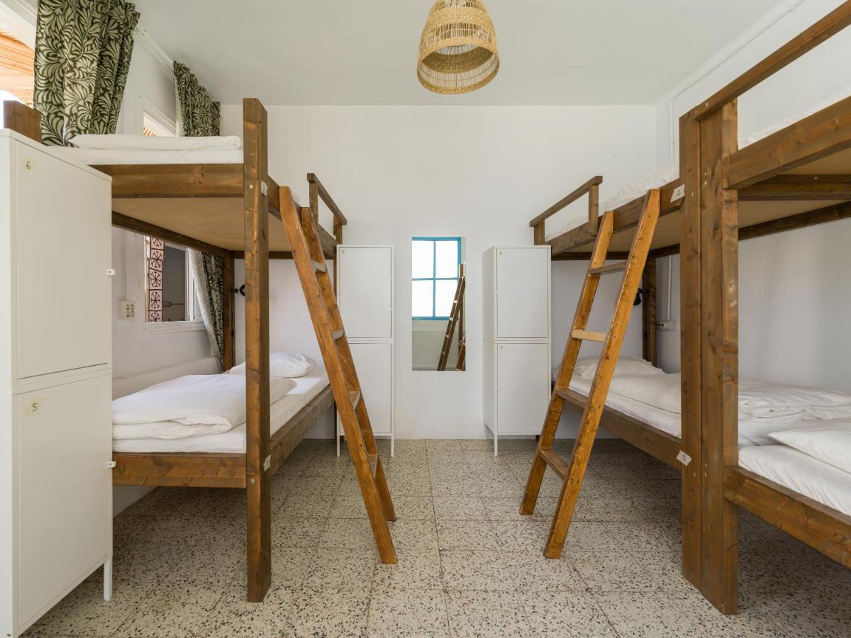 Bed 10-Bed Mixed Dormitory Room
