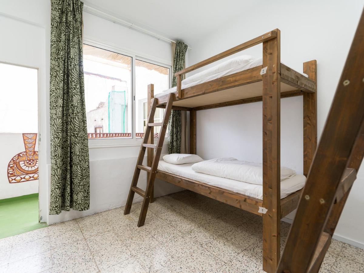 Bed 10-Bed Mixed Dormitory Room