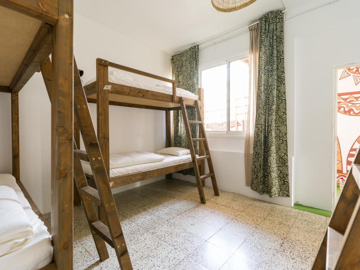 Bed 10-Bed Mixed Dormitory Room
