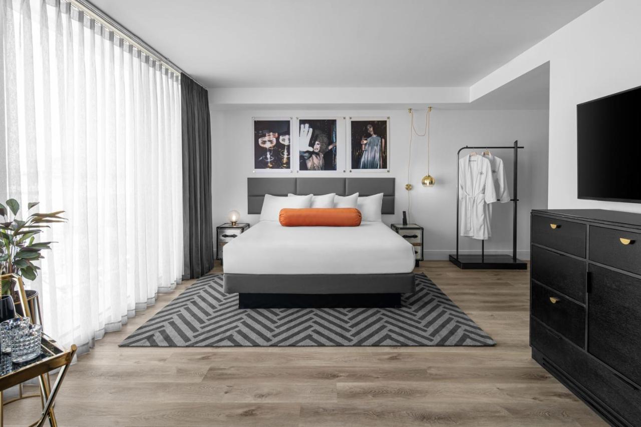 Junior King Suite