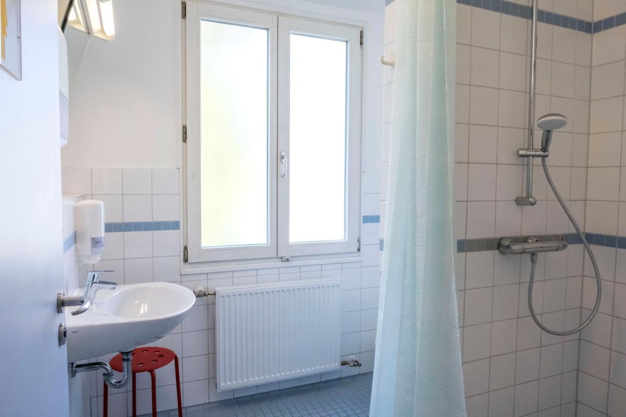 Bett im gemischten 6-Bett-Schlafsaal (ab 18 Jahre)