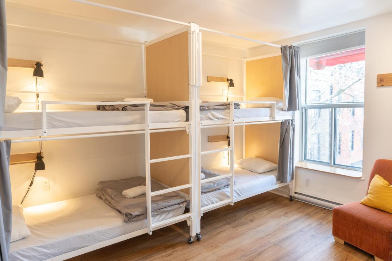 Bed in 4-Bed Mixed Dormitory Room