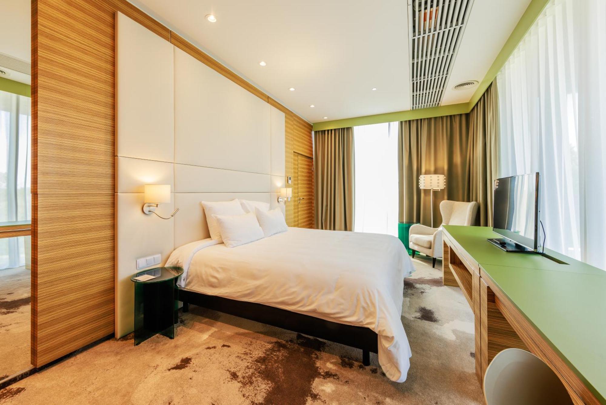 Suite con 1 Letto Matrimoniale