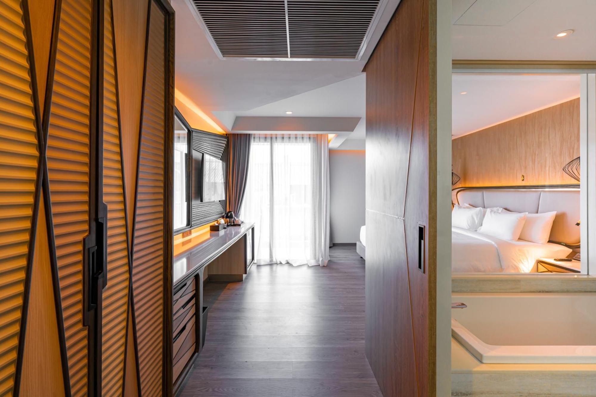 Premier King Bed Room