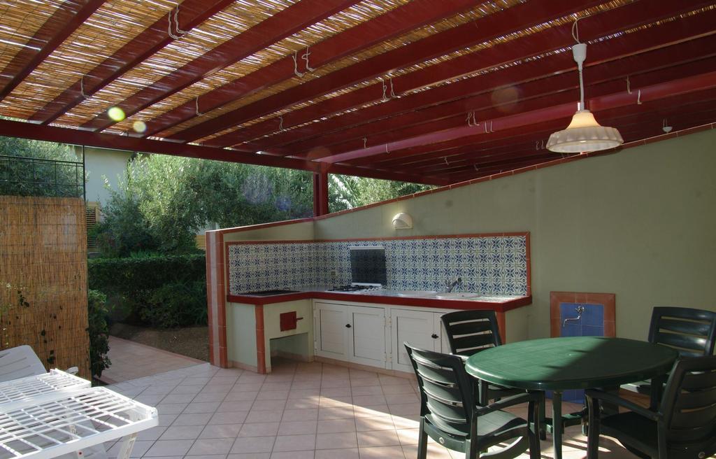 Appartamento con 2 Camere da Letto e Patio