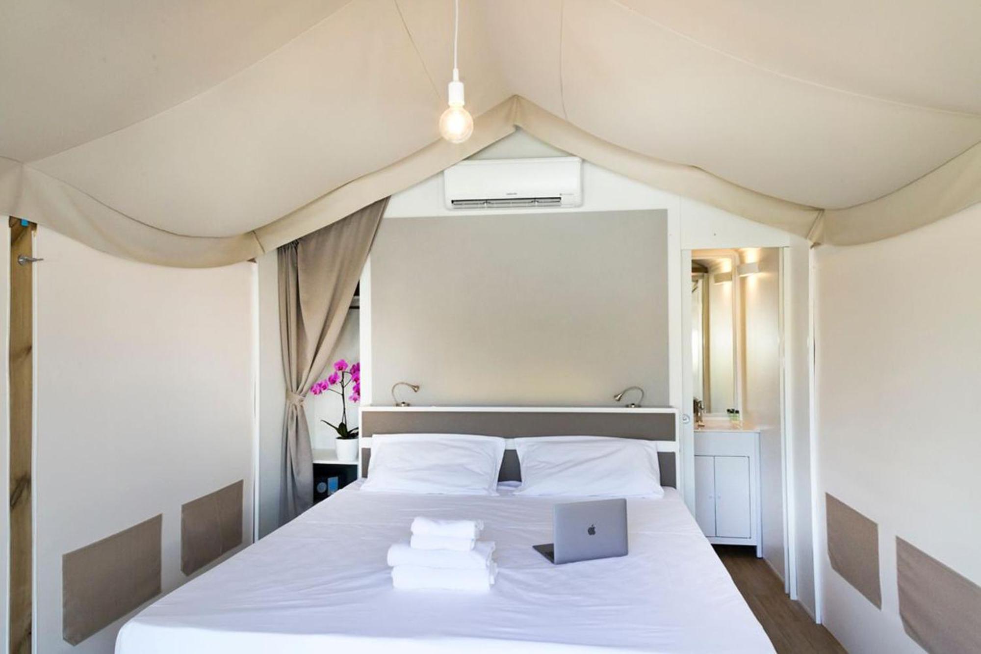 Tenda