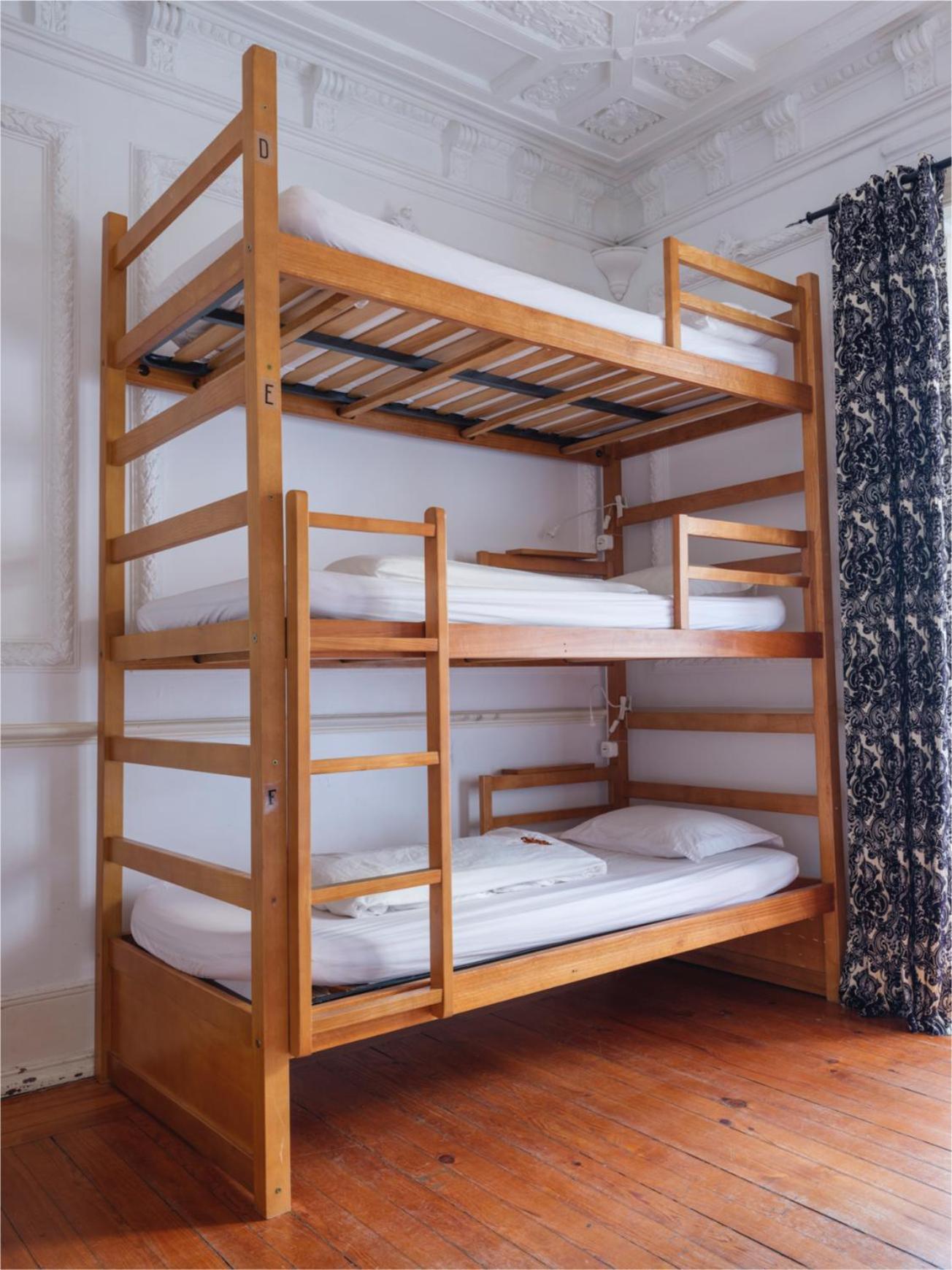 Eenpersoonsbed in Slaapzaal