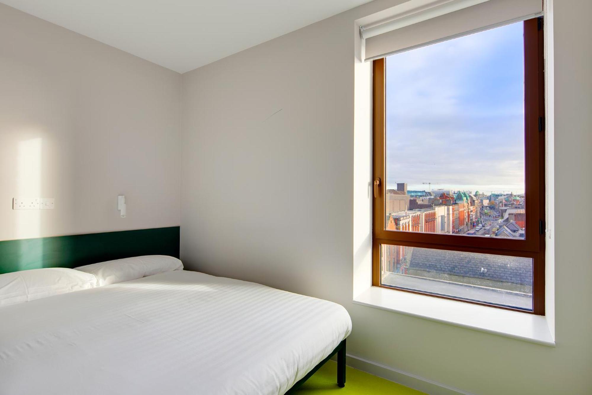 Quadruple Room,1623785213:JPEG